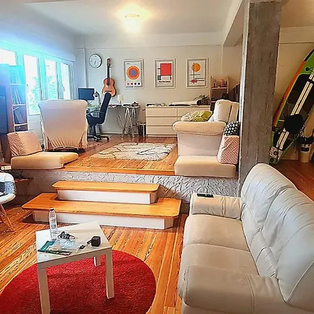 Homestay Privadas En Piso Frente A Playa Ondarreta, Bano Compartido