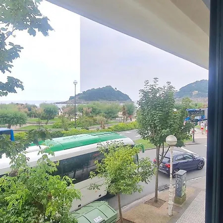 Privadas En Piso Frente A Playa Ondarreta, Bano Compartido Σαν Σεμπαστιάν