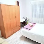 Séjour chez l'habitant Privadas En Piso Frente A Playa Ondarreta, Bano Compartido Saint-Sébastien