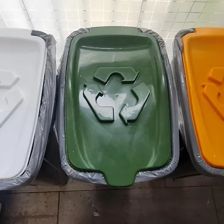 Privadas En Piso Frente A Playa Ondarreta, Bano Compartido San Sebastián